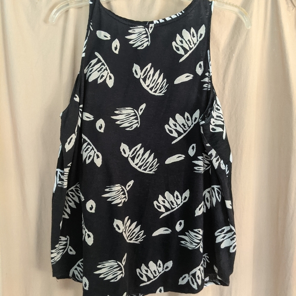 Ann Taylor Loft Black and White Sleeveless Top - Picture 2 of 3